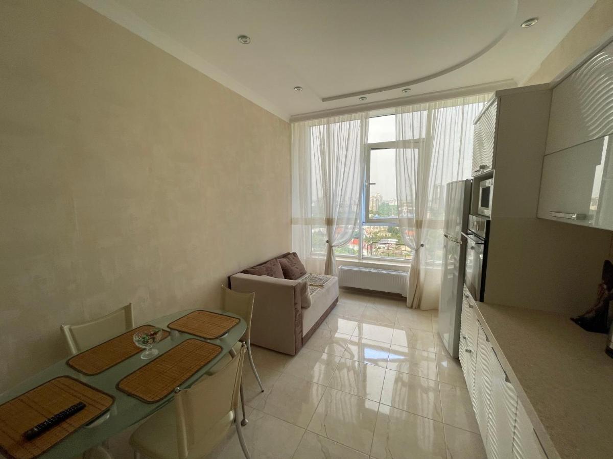 Sea View Kadorr Suite Odessa Extérieur photo